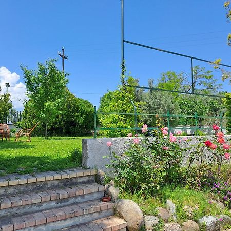La Dimora Di Radha B&B Centro Olistico Ренде Экстерьер фото