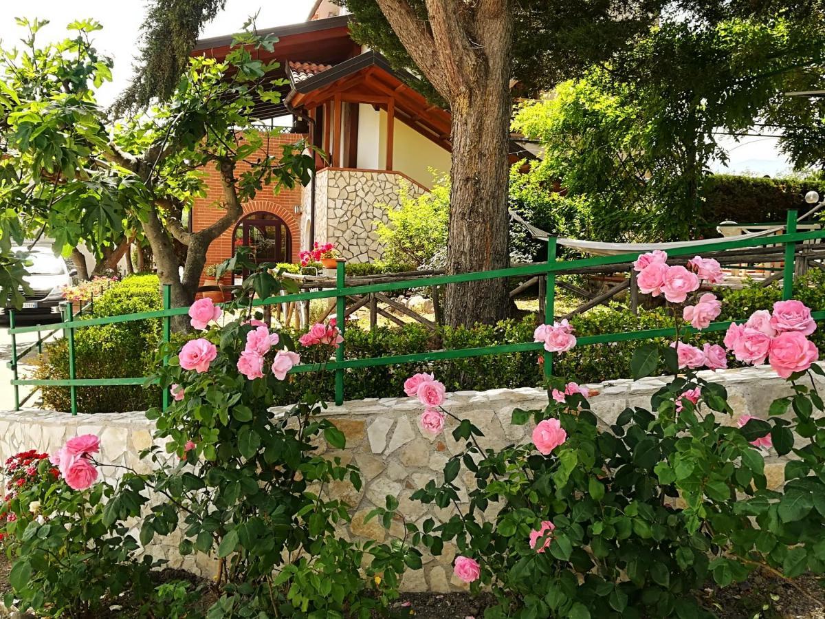 La Dimora Di Radha B&B Centro Olistico Ренде Экстерьер фото