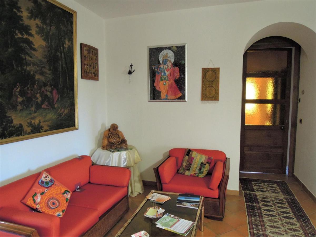 La Dimora Di Radha B&B Centro Olistico Ренде Экстерьер фото