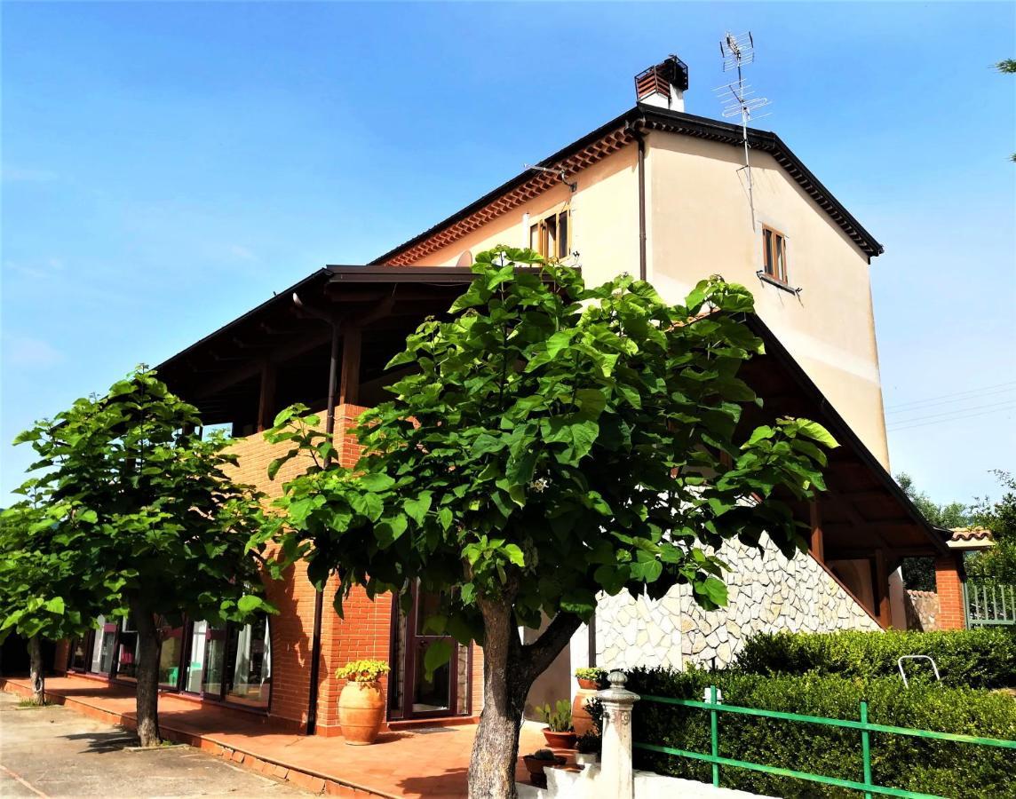 La Dimora Di Radha B&B Centro Olistico Ренде Экстерьер фото